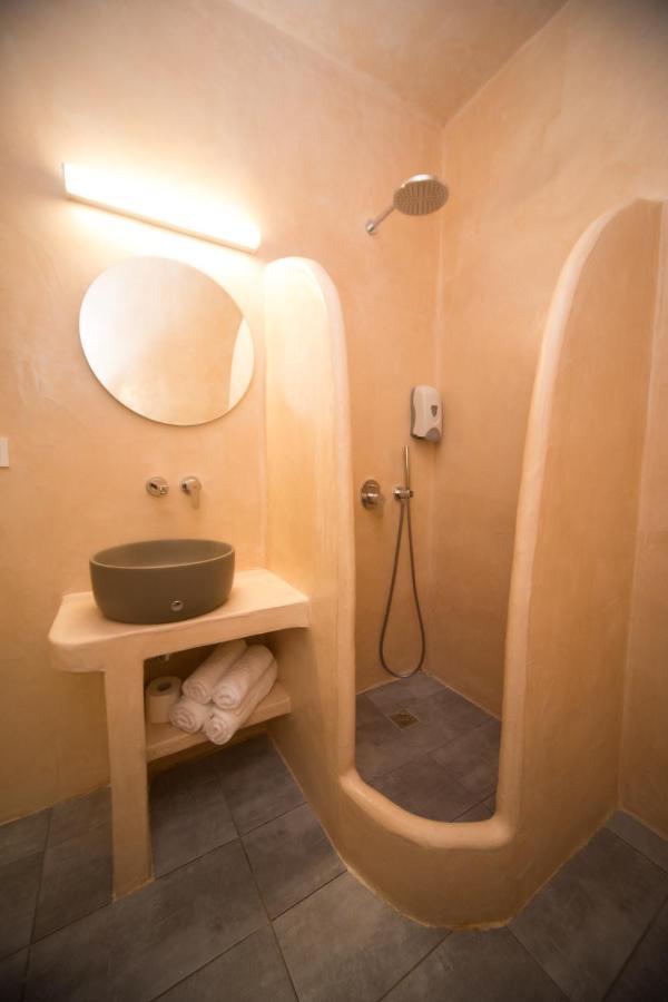 Markakis Studios Fira Town Екстер'єр фото