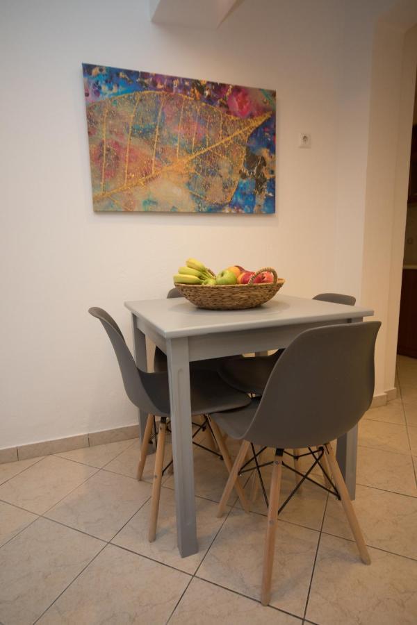 Markakis Studios Fira Town Екстер'єр фото