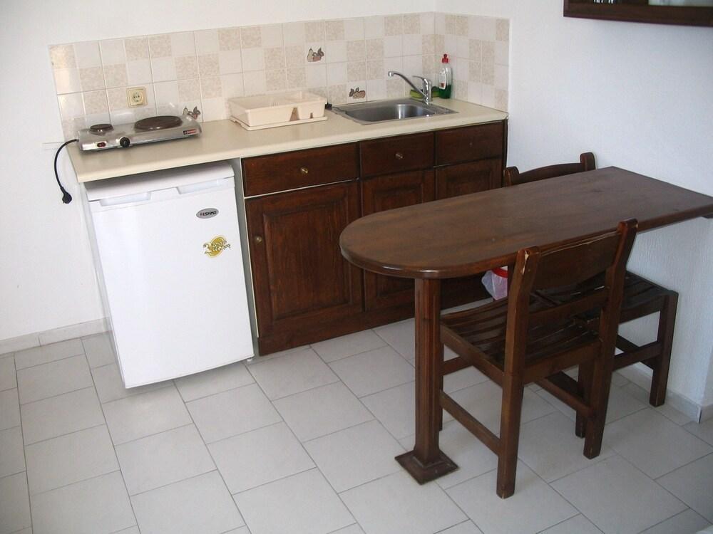 Markakis Studios Fira Town Екстер'єр фото